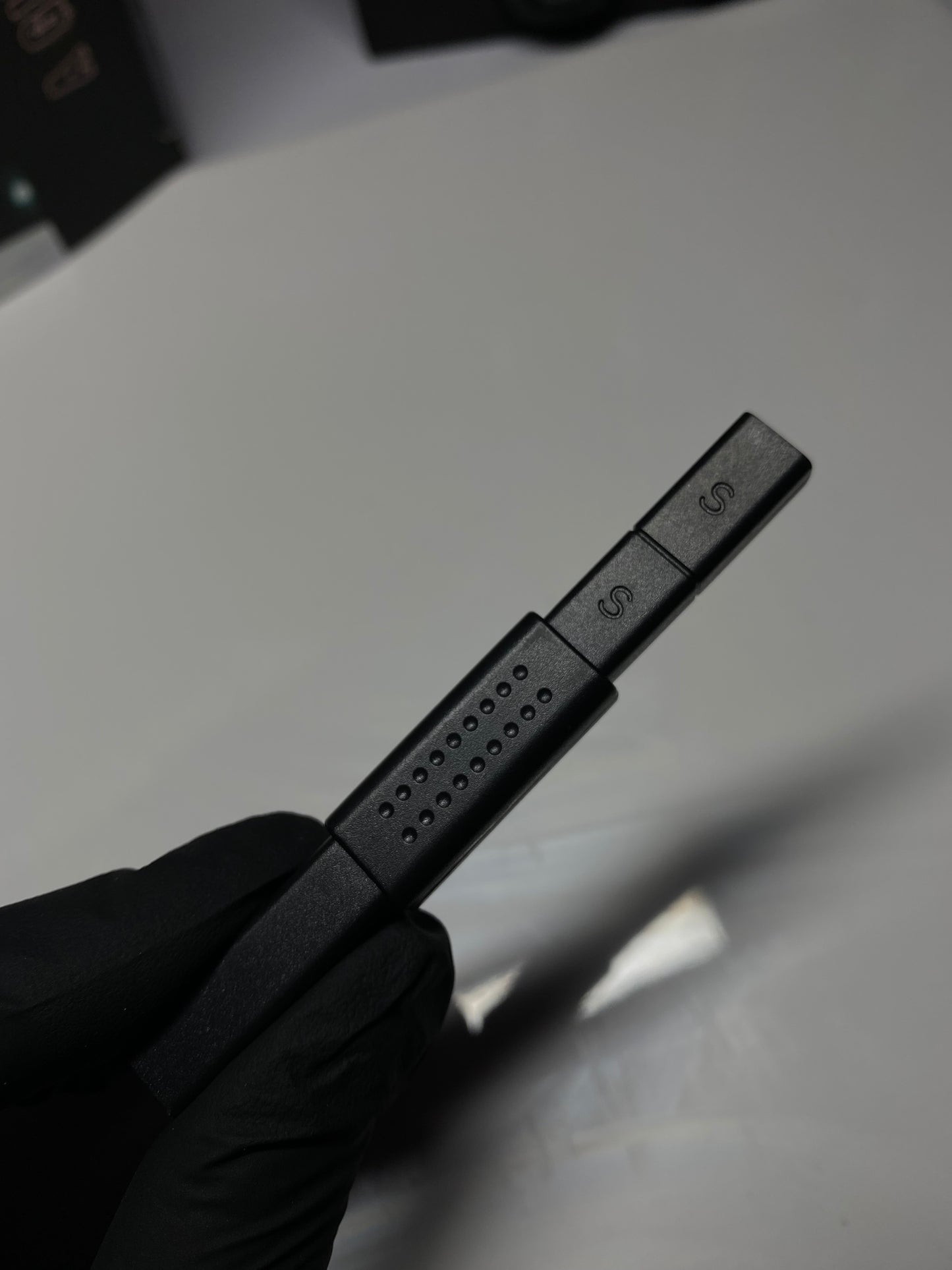 “DUAL MAGNET”