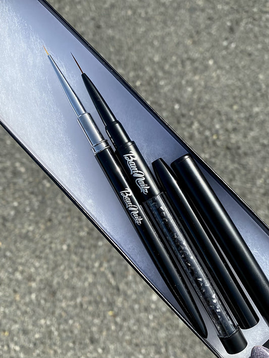 "BLACKEST" Brush duo *Must Have*